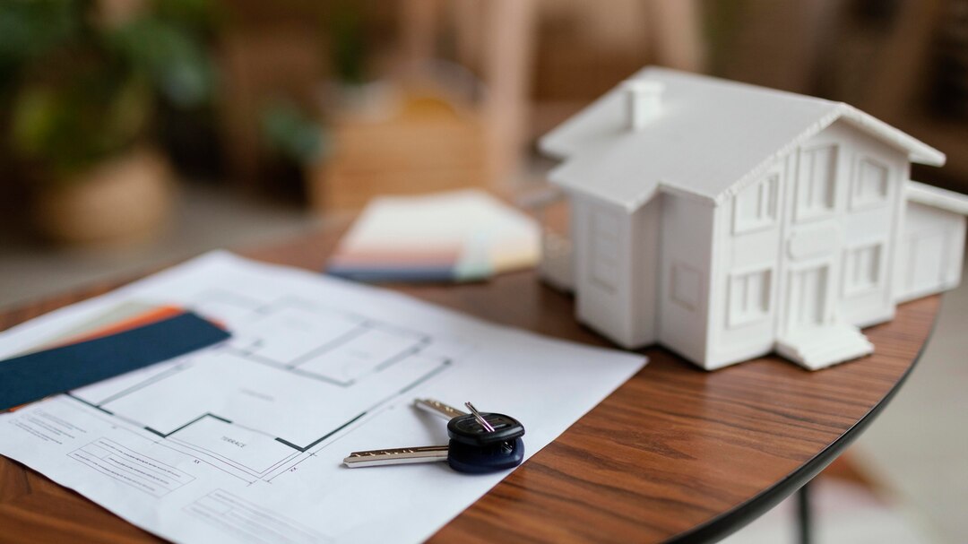 new-home-keys-plan-table_23-2148814387